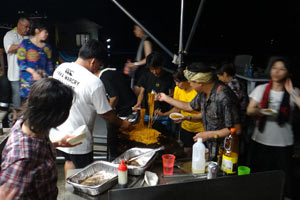 お代わりは焼きナポリタン！