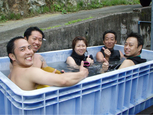 お風呂で再会、櫻井さん・西田さんチーム