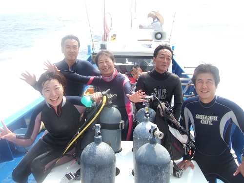 中山さんご夫妻＆華ちゃん＆櫻井さん＆梶谷さん 遠くにS木さん