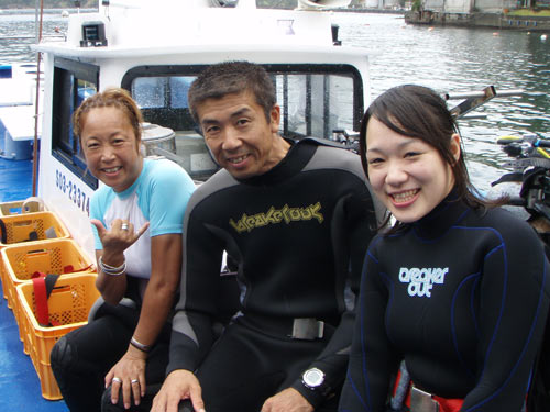 柏崎さんご夫婦＆佐々井さん